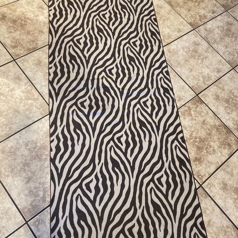 Neiman Marcus Zebra Print Fringe - image 5